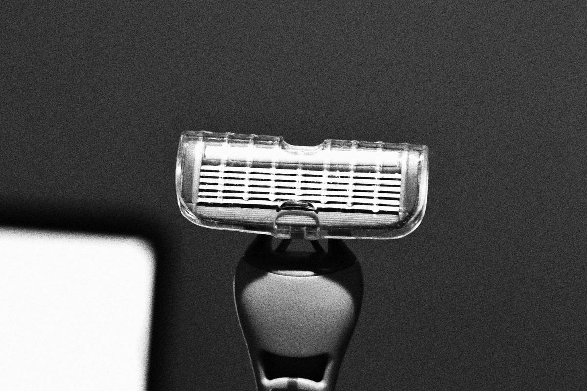 Shaving Accessories for Sensitive Skin: The Ultimate Guide to Avoiding Razor Burn & Redness