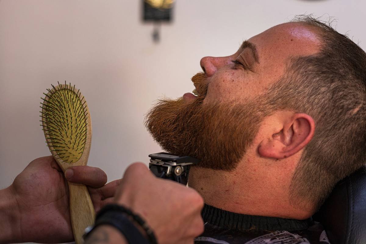 The Ultimate Guide to Beard Comb and Grooming Supplies Every Man Needs