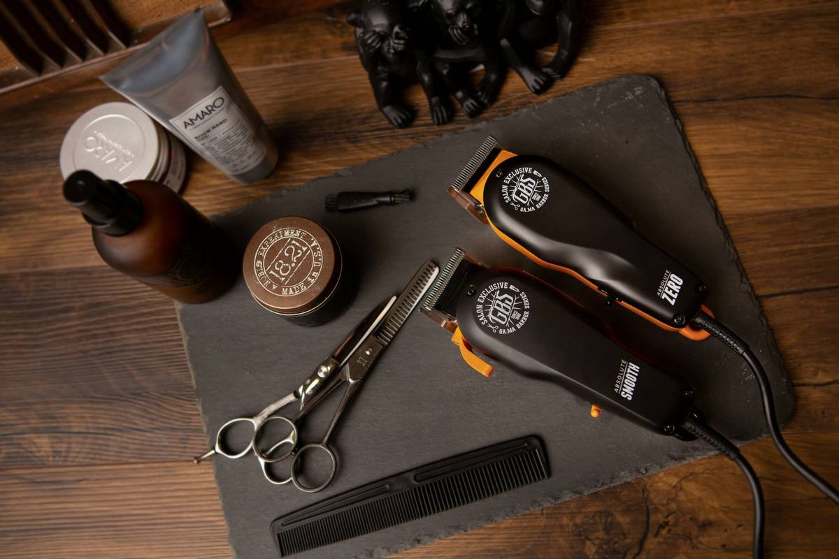Shaving Brush Set and Accessories: 7 Essential Tips to Avoid Painful Shaving Mistakes